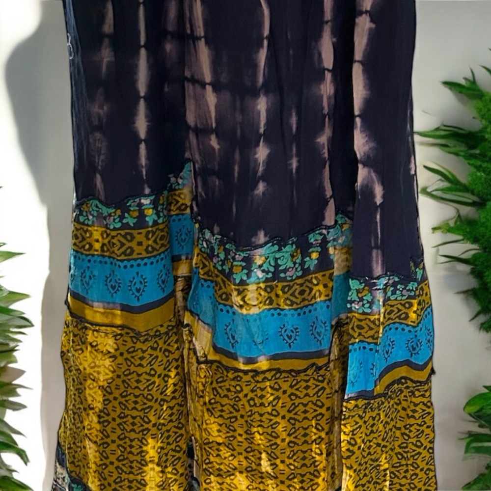 NWT Chaudry KC Smocked Maxi Dress - NWT - Size Medium - Picture 3 of 9